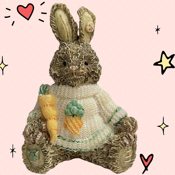 ABC Patchwork Bunny Wearing Carrot Sweater 3.5" Resin Figurine - Picture 1 of 8